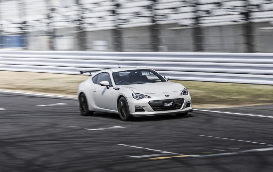  Subaru BRZ tS (ZC6) 2015 года  (JP) (фото 11 из 36)